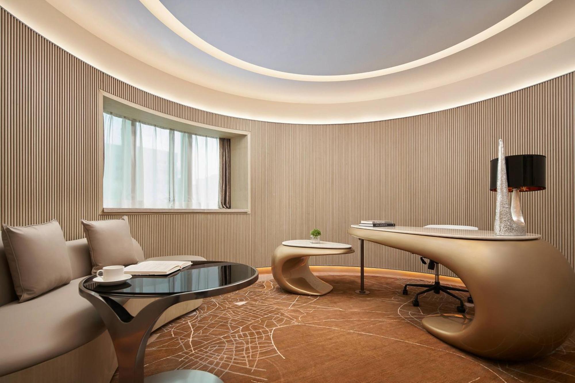 Renaissance Shenzhen Luohu Hotel Exterior photo