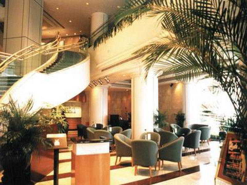 Renaissance Shenzhen Luohu Hotel Exterior photo