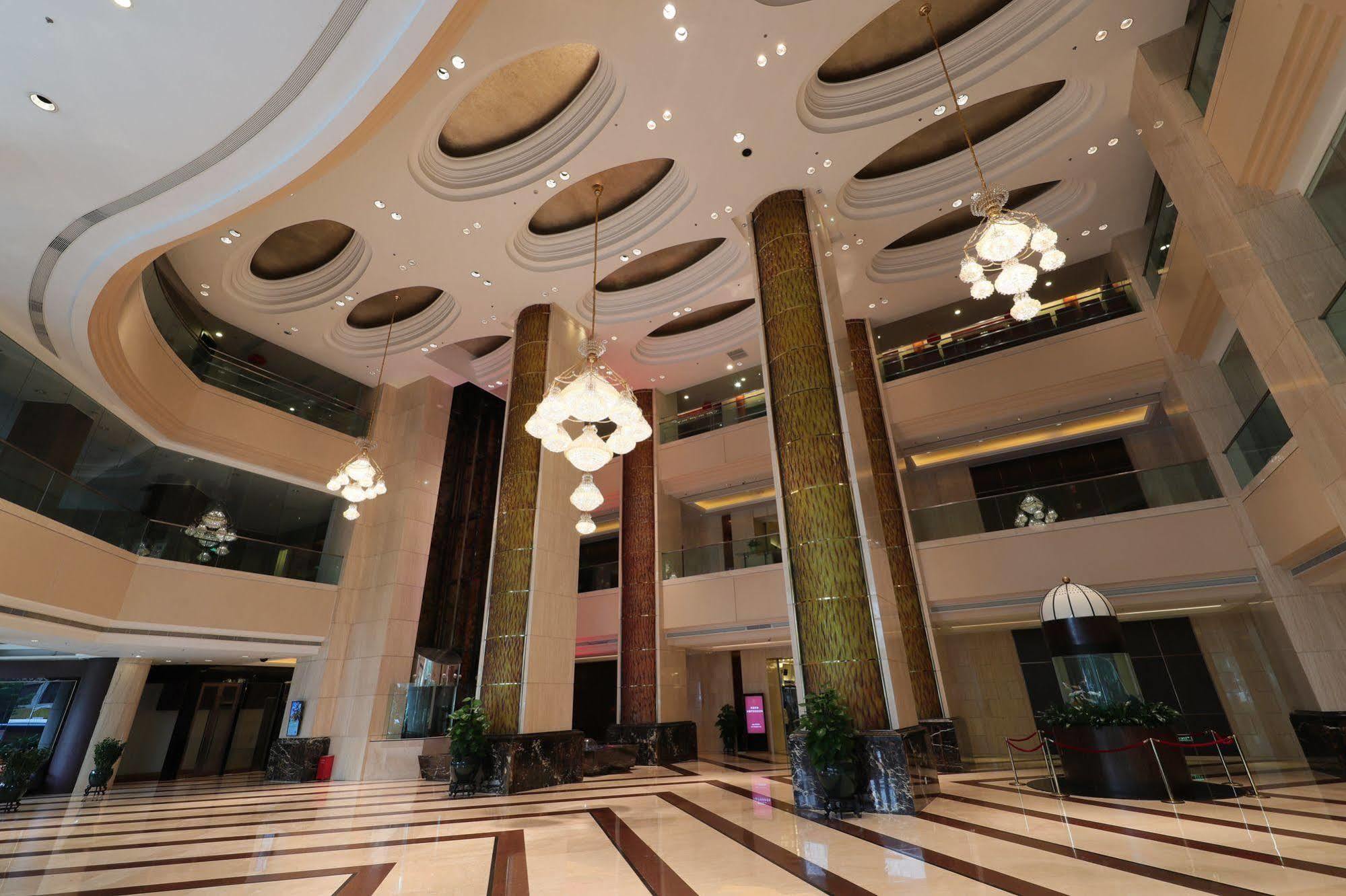 Renaissance Shenzhen Luohu Hotel Exterior photo
